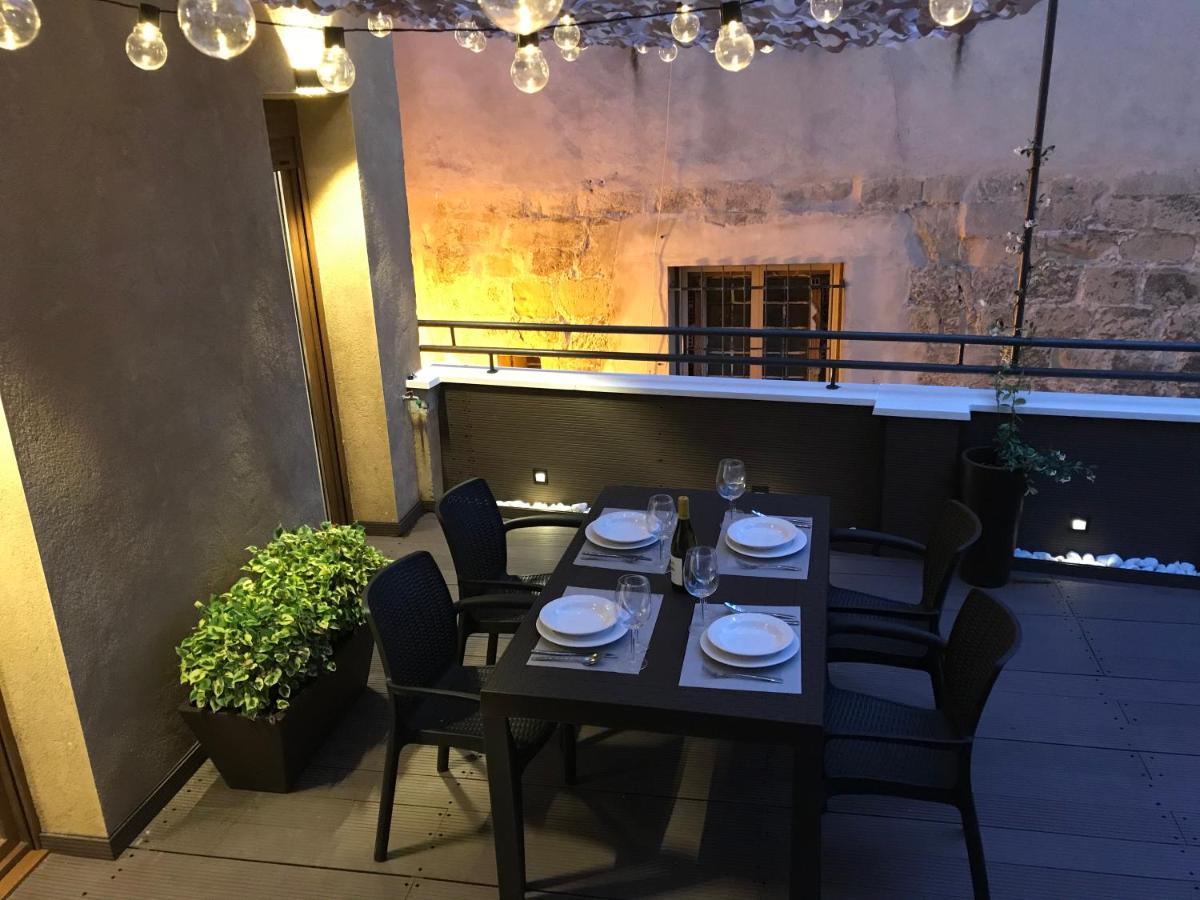 하로 Edificio Privado Con Terraza 아파트 외부 사진