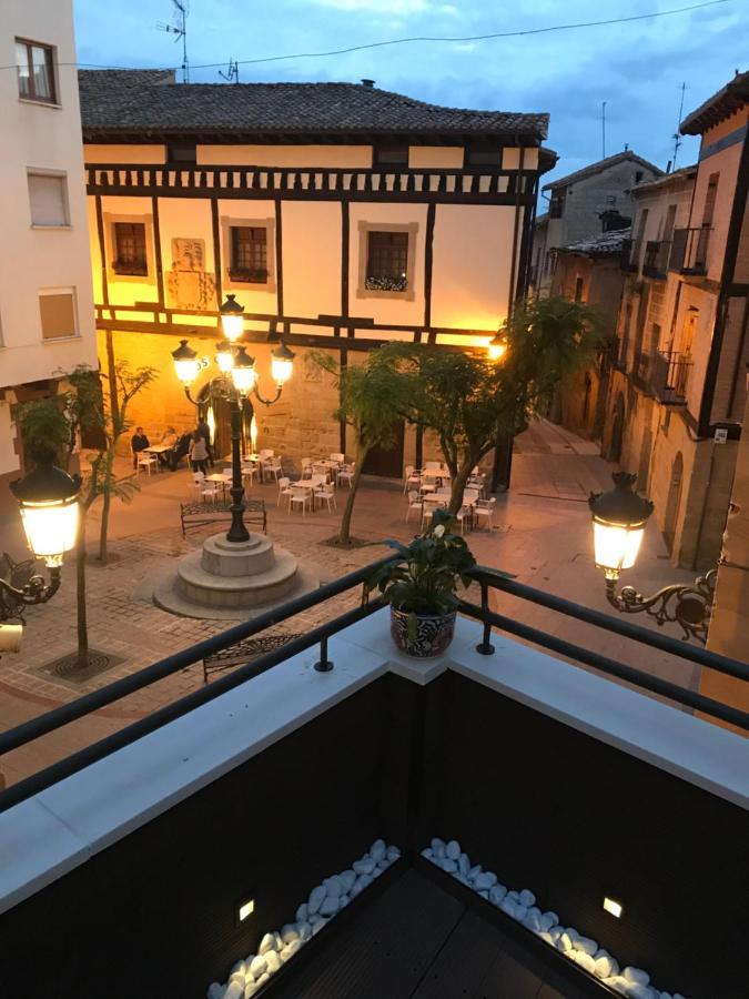 하로 Edificio Privado Con Terraza 아파트 외부 사진